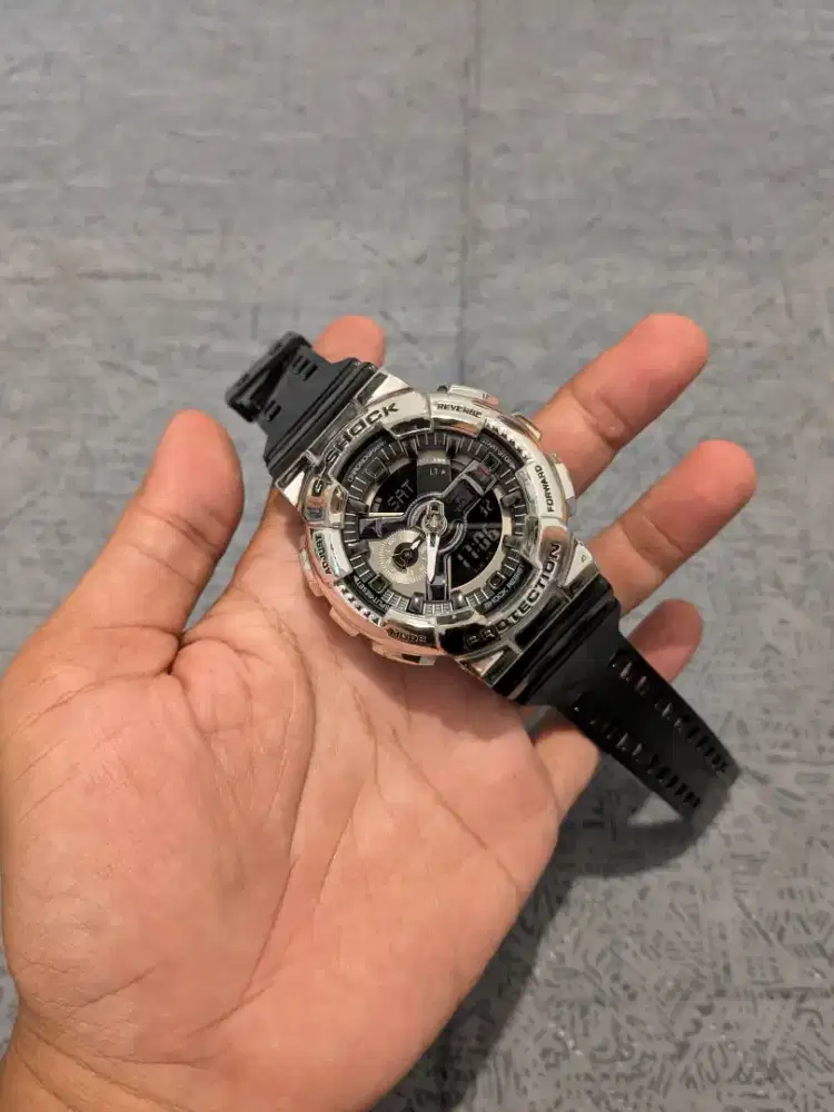 Jam tangan gshock gm 110g