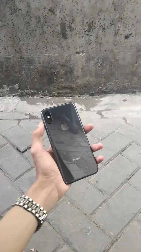 Iphone xs 64 inter siap pakai