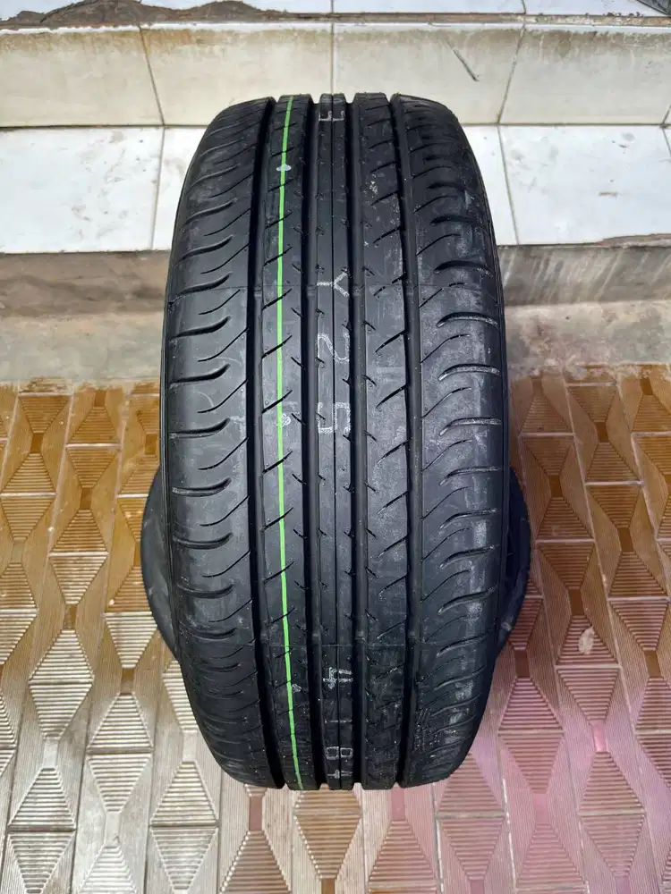 Ban Dunlop SP Sport Max050 215 55 r17 1Pcs