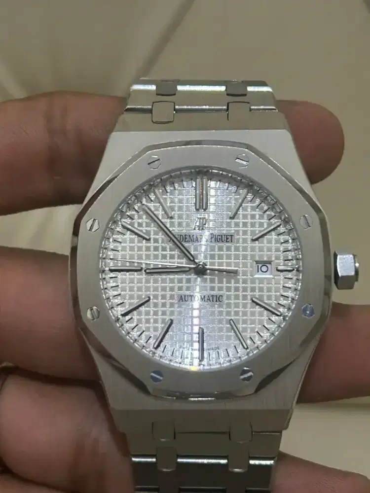 Jam Audemars Piquet royal oak matic