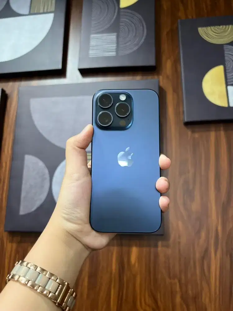 Iphone 15 Pro 128Gb iBox