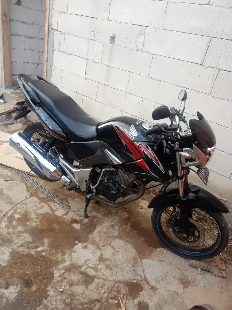 Dijual cepat Honda GL 200cc