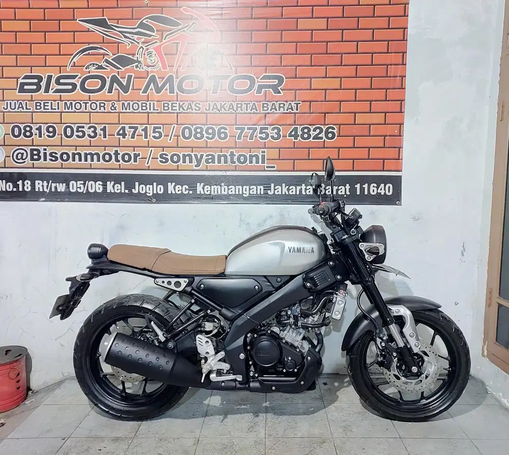 YAMAHA XSR 155 VVA USD TAHUN 2021 ISTIMEWA SILVER HITAM