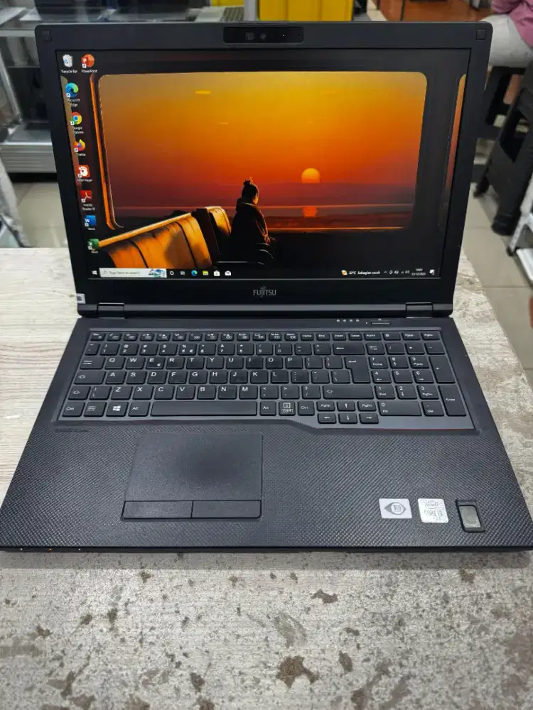 FUJITSU LIFEBOOK E5510 CORE I5 GEN 10 8/512 GB 15 INCHI SECOND