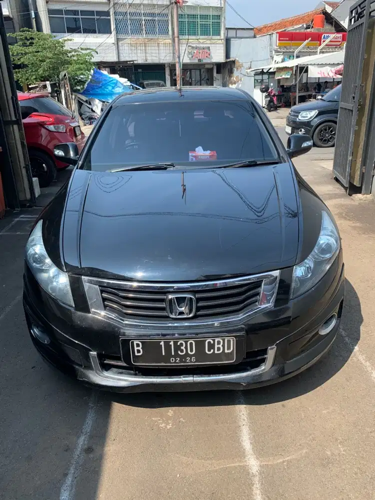 Honda Accord 2010 Bensin