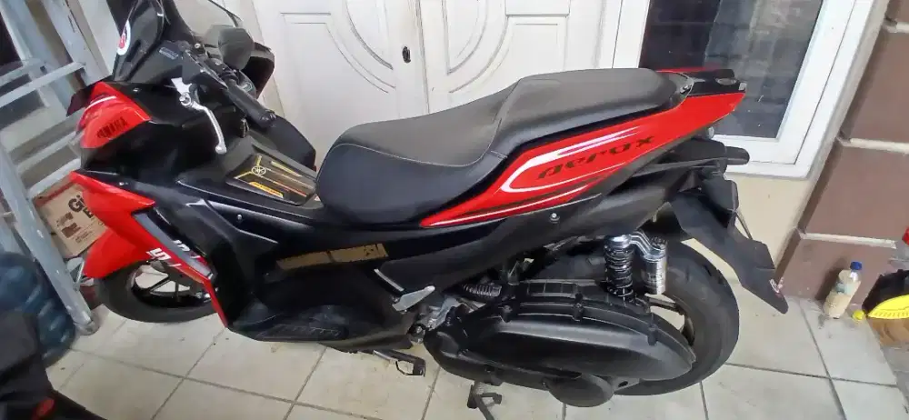 Dijual Aerox merah hitam th 2022, full variasi, asli AD Kra tg.1.