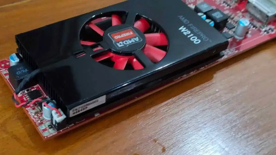 VGA Workstation AMD Firepro W2100 2Gb DDR 5 Support 4K