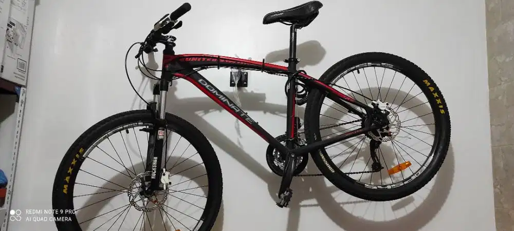 Sepeda MTB united dominate 078 Frame Merah Hitam