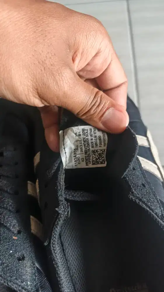 ONITSUKA TIGER RUNNER