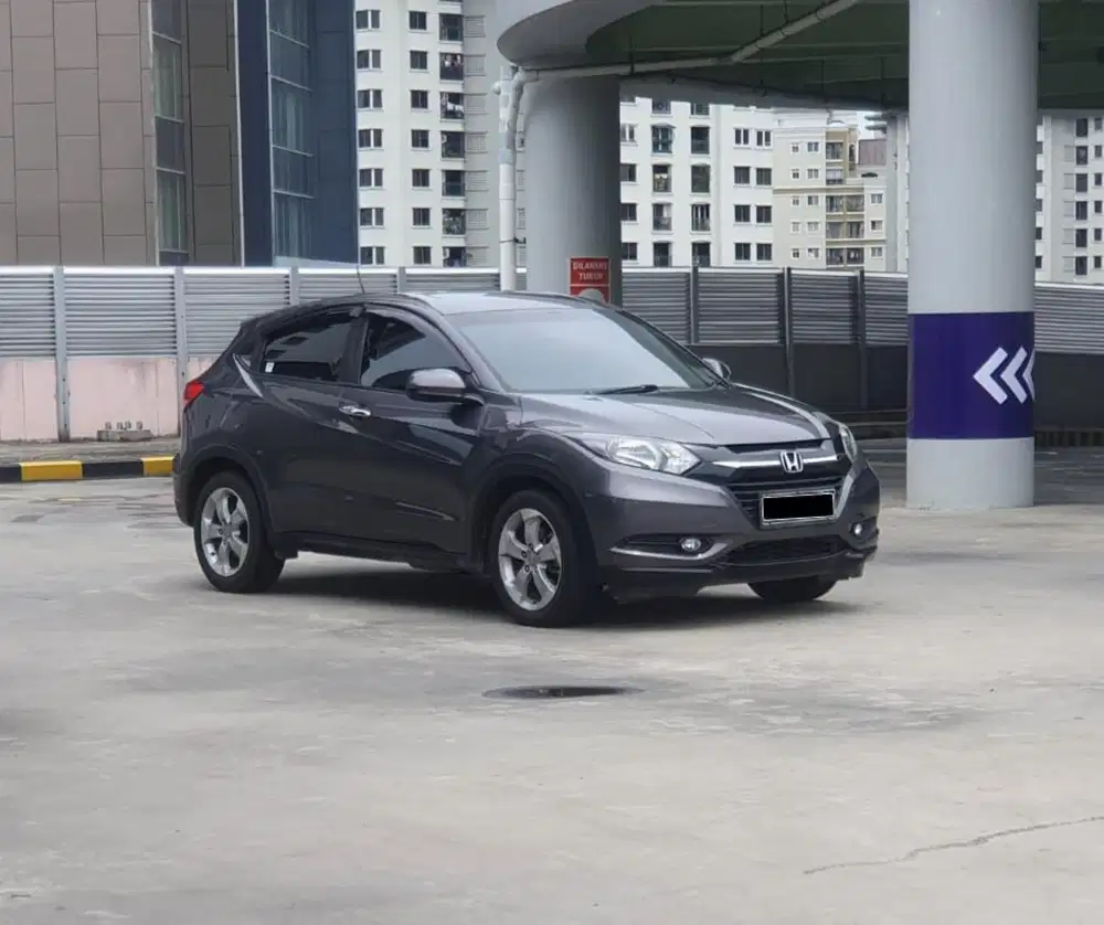 TDP 5 jt Honda HRV 1.5 E CVT 2015 Siap Pakai