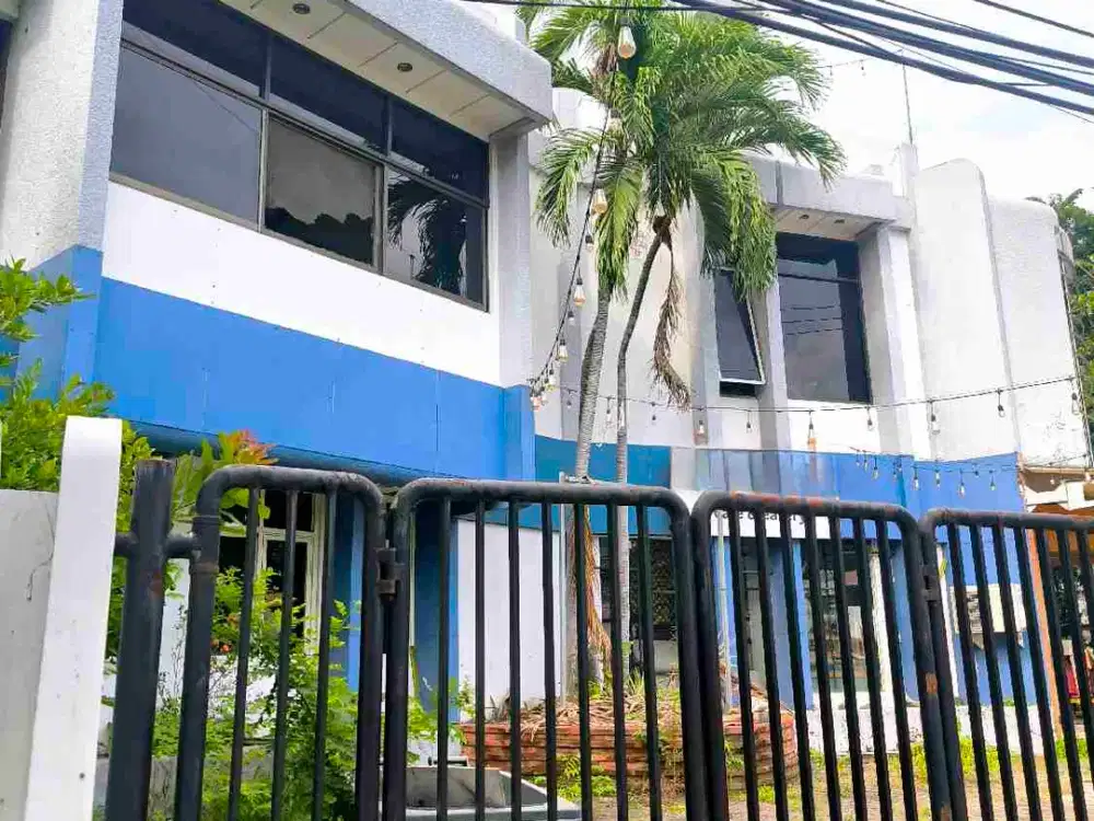 Dijual murah rumah Hook Jalan Bintang Diponggo Depan Ciputra world adalah salah satu jalan utama di Surabaya Barat