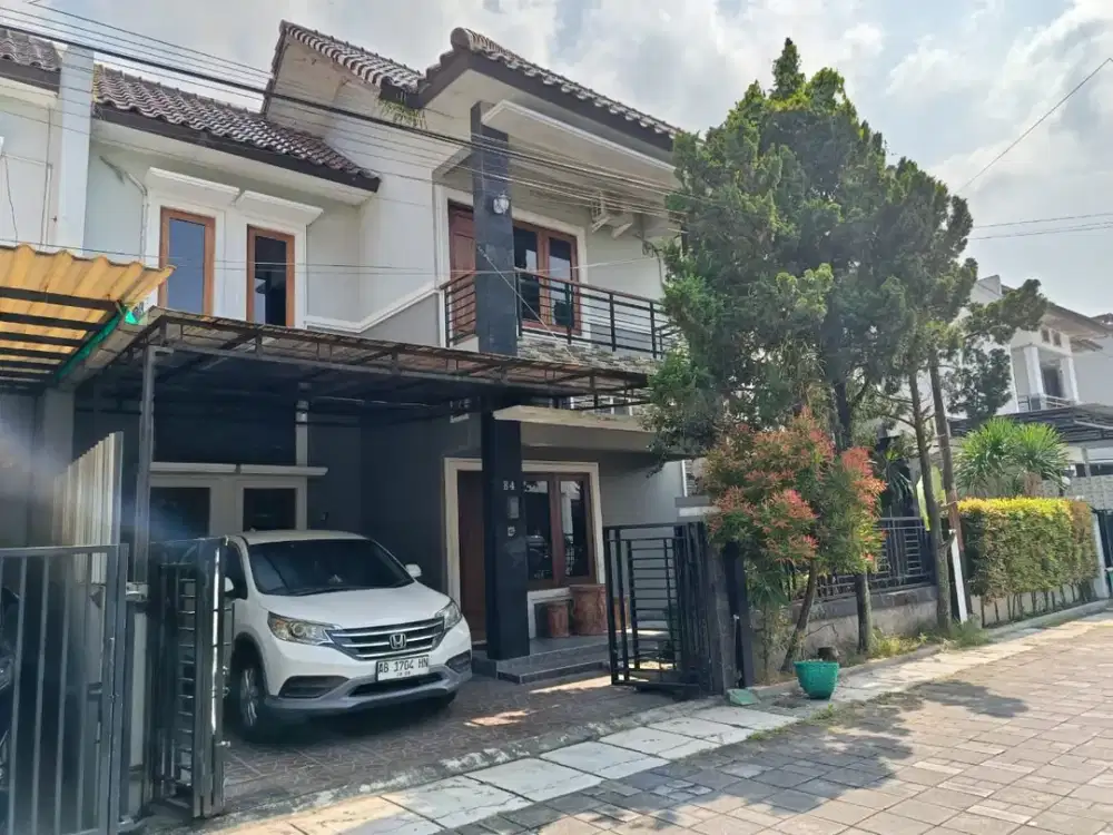 Dijual rumah full furnished dalam perumahan  Kebon Agung, Mlati Krajan,One gate & security 24 jam – Jalan lingkungan lebar