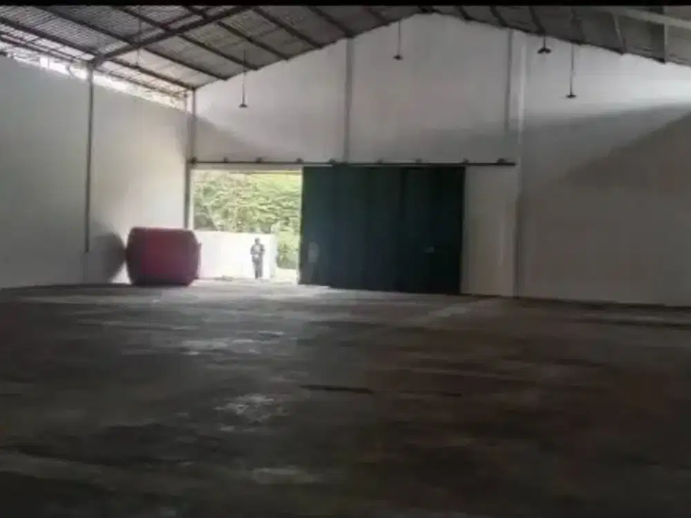 Disewakan Gudang Zona Industri Lokasi Semarang Luas 800m2
