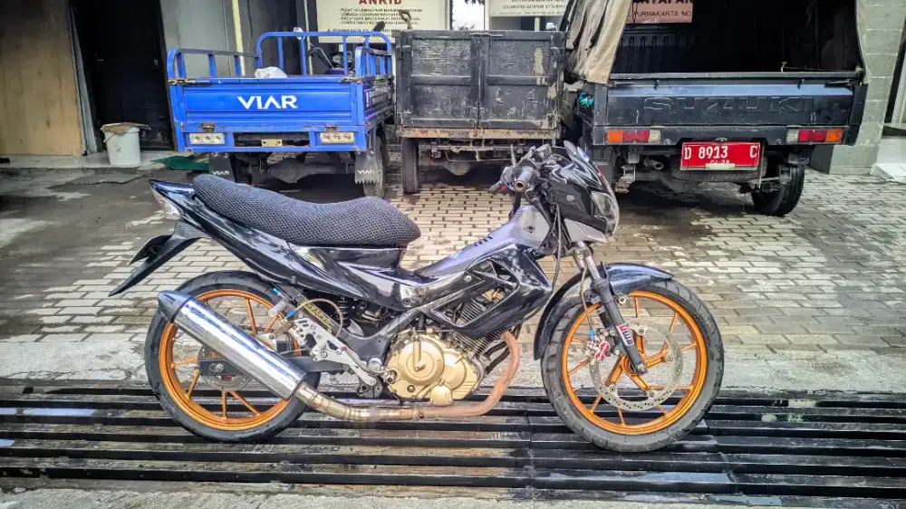 JUAL MOTOR SATRIA FU BARONG 2013