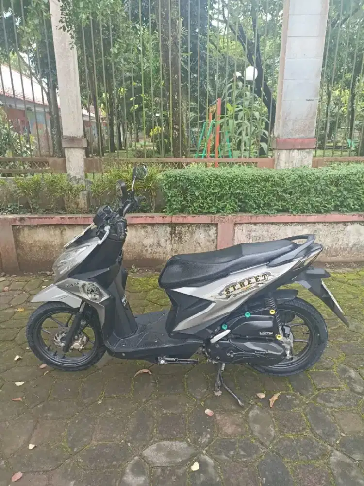 Honda Beat 2024, Silver