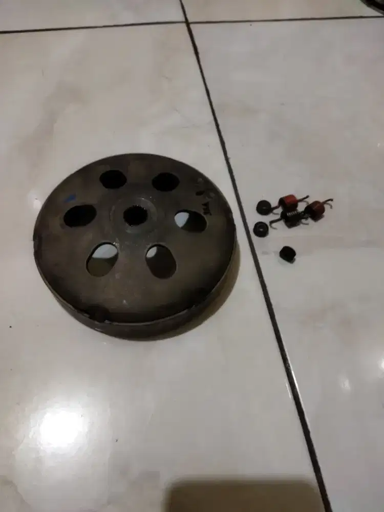 Mangkok kampas ganda Vario