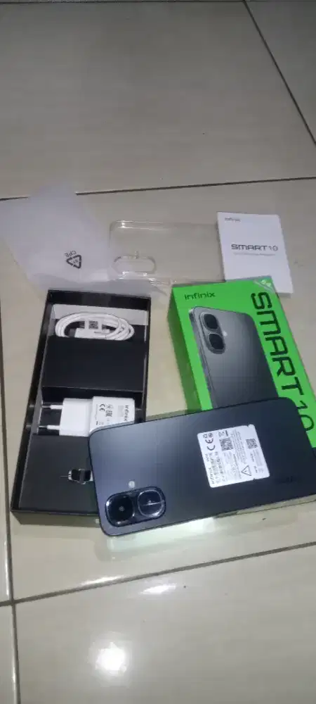 Hp infinix Smart 10 Ram 4/64 Fullset baru pakai 2 hr