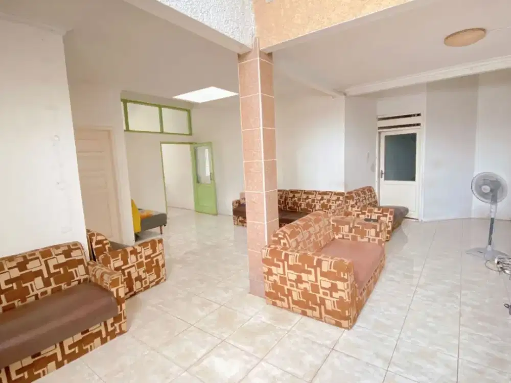 Rumah Di Jalan Besar Bisa Usaha Dan Tempat Tinggal Dekat Bintaro Plaza