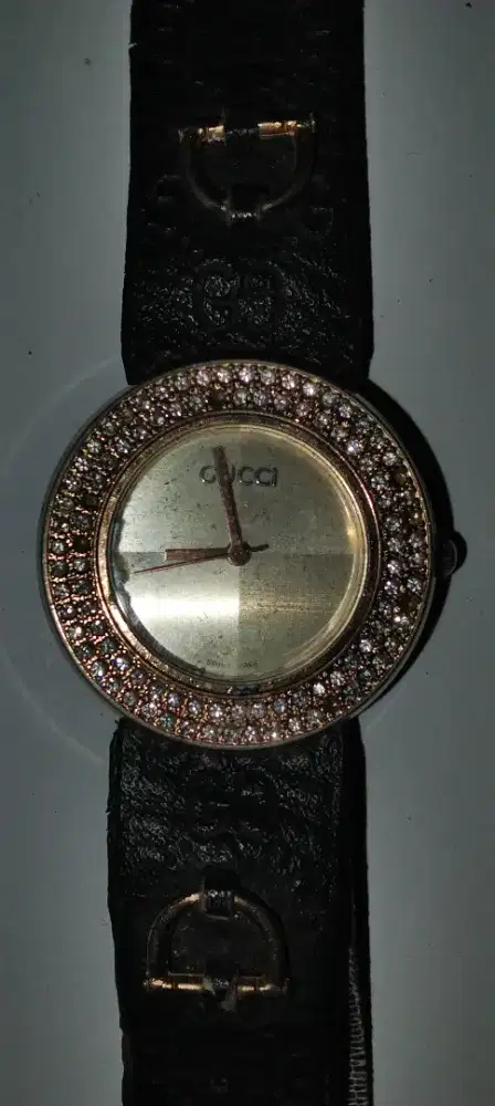 Jam tangan gucci ori
