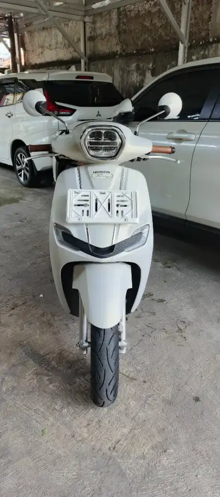 Di jual honda stylo 160 type abs