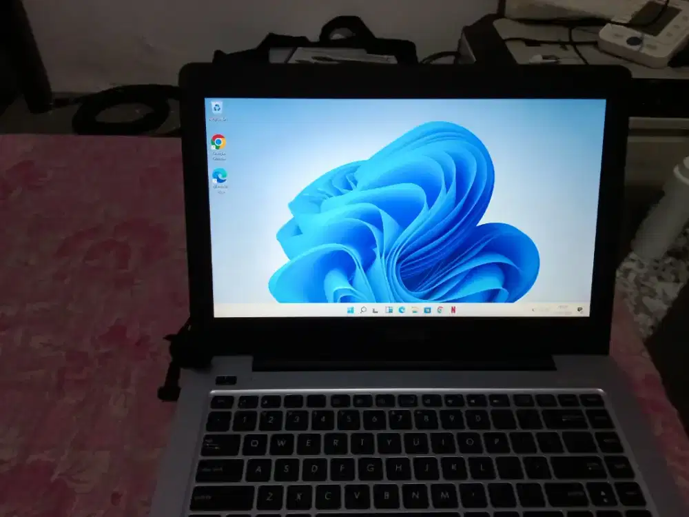 Jual cepat Asus Intel core i7 hardisk SSD