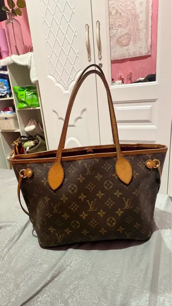 Tas Louis Vuitton