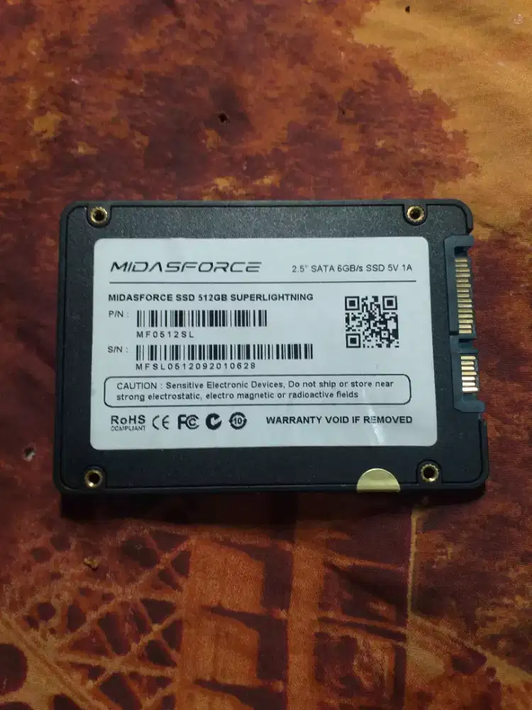 SSD kapasitas 512gb