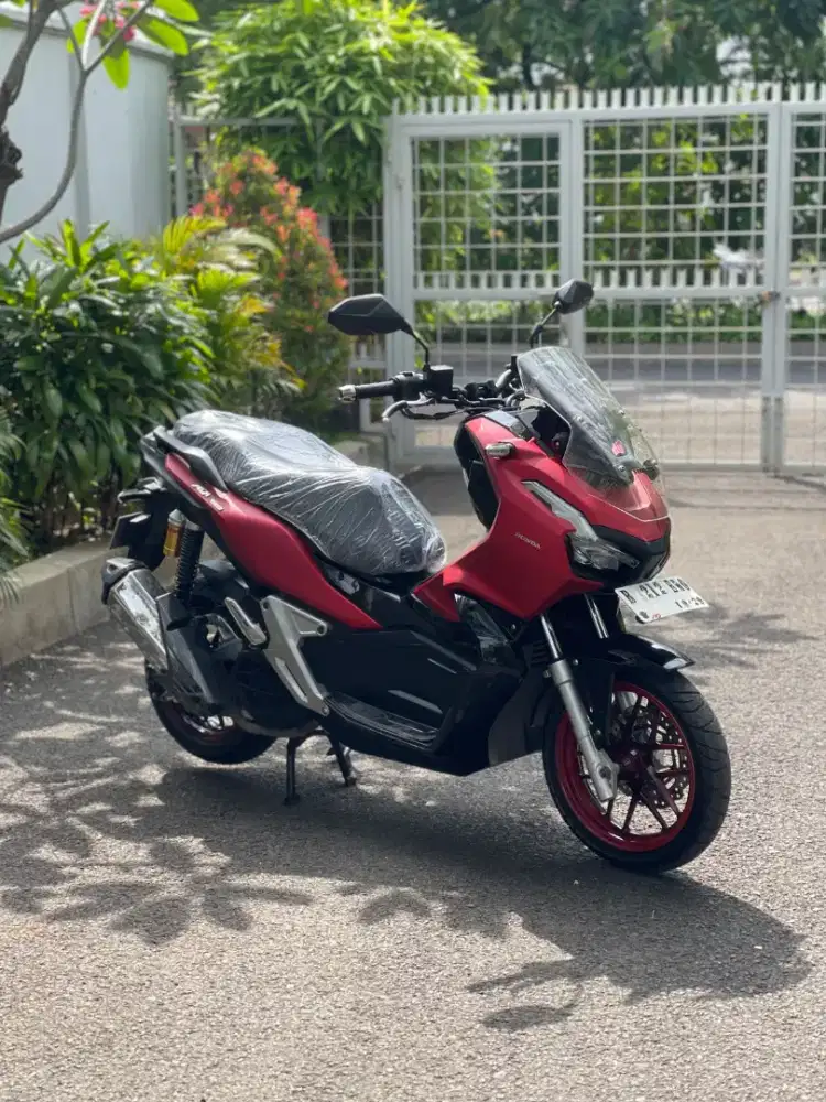 DP 1,2 Jutaan HONDA ADV 150 CBS ISS ESP 2019