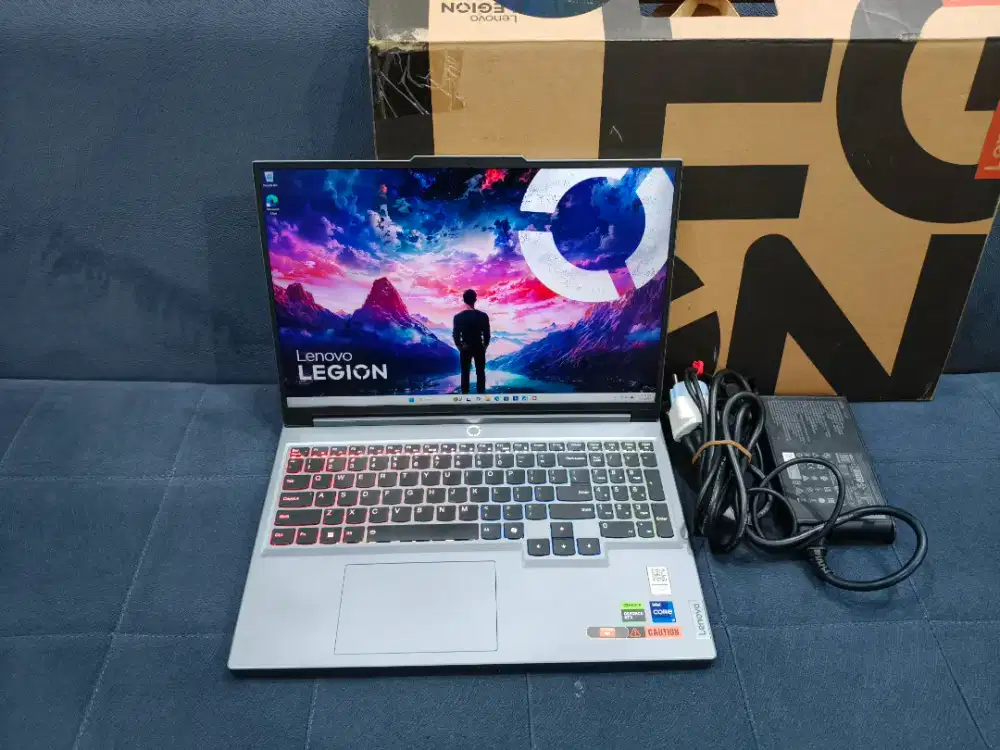 Lenovo Legion 5 Core i9 -14900HX RAM 32GB SSD 1TB RTX 4060 8GB Fullset