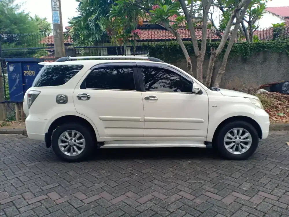 Terios TX matic 2013