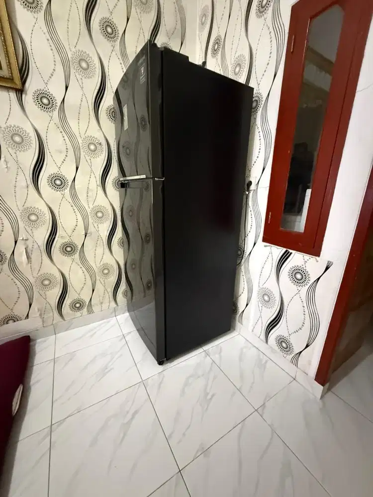 Di jual kulkas 2 pintu