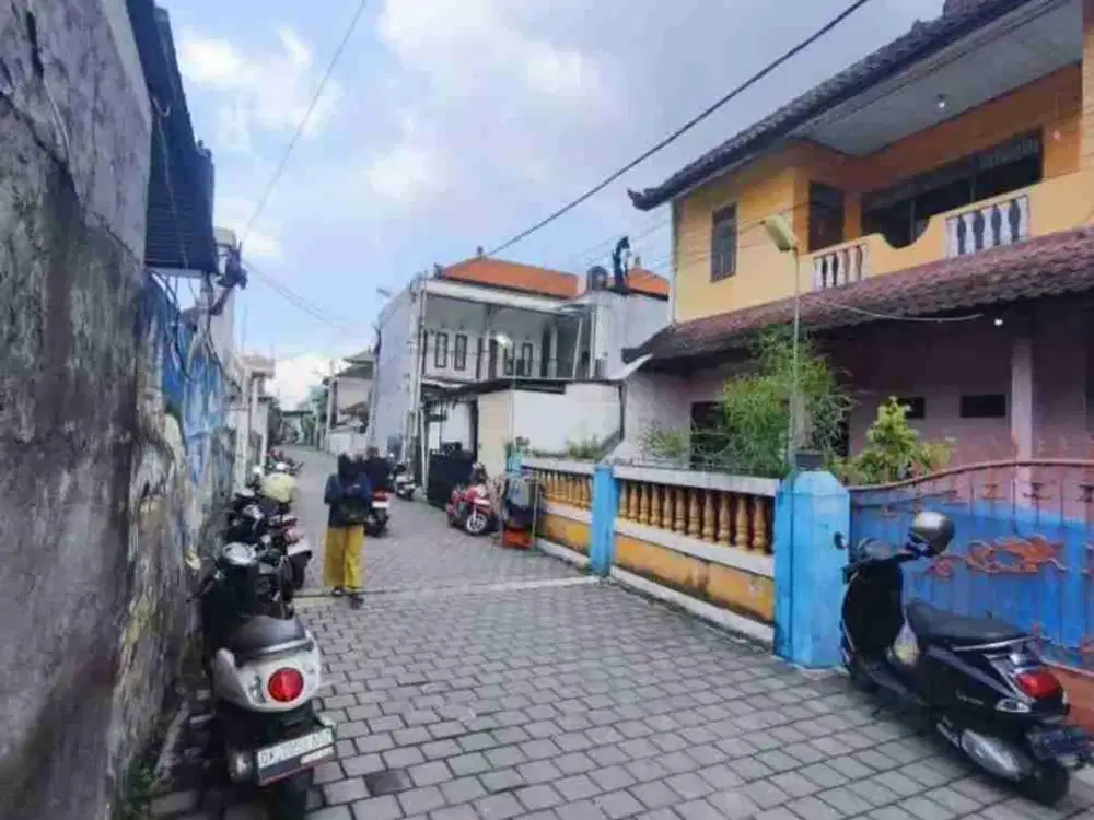 DIJUAL TANAH DAN BANGUNAN LOKASI TUKAD BUAJI SESETAN