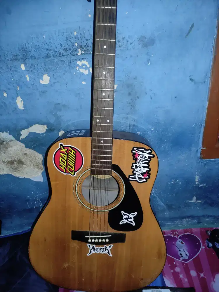 Gitar akustik Yamaha f310 ori bekas