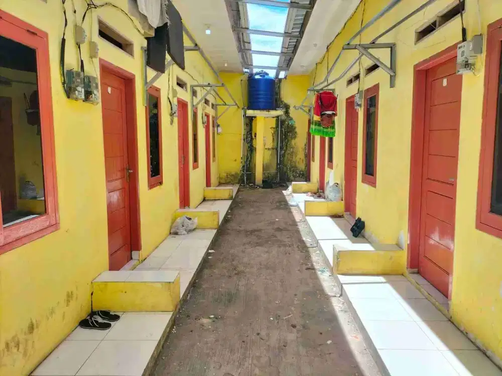 jual kontrakan 8 pintu strategis deket pasar dan stasiun kereta