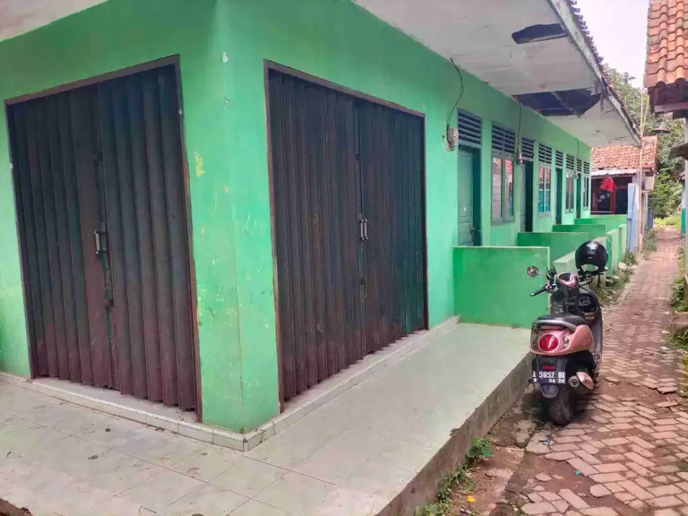 jual kontrakan 4 pintu dan 1 kios deket alun alun kota serang