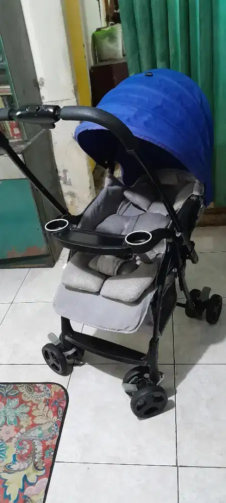 Stroler crist olins vadso, masih bagus bisa dirong dus arah