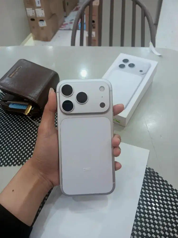 IPHONE 17 PRO 256GB READY SILVER