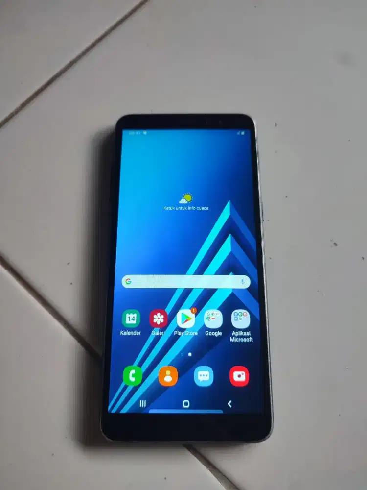 Dijual samsung A8+ 2018, ram 6/64, nfc aktif, batangan