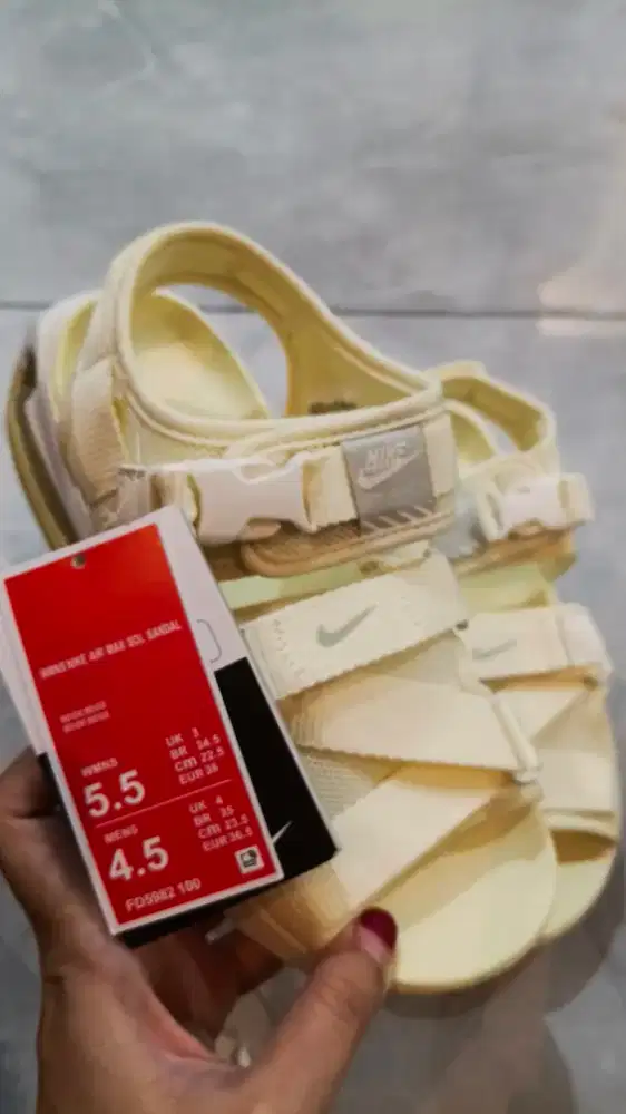 SANDAL NIKE AIR MAX SOL - COCONUT MILK (WOMEN’S)