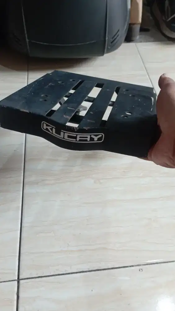 Bracket box kucay geser honda beat