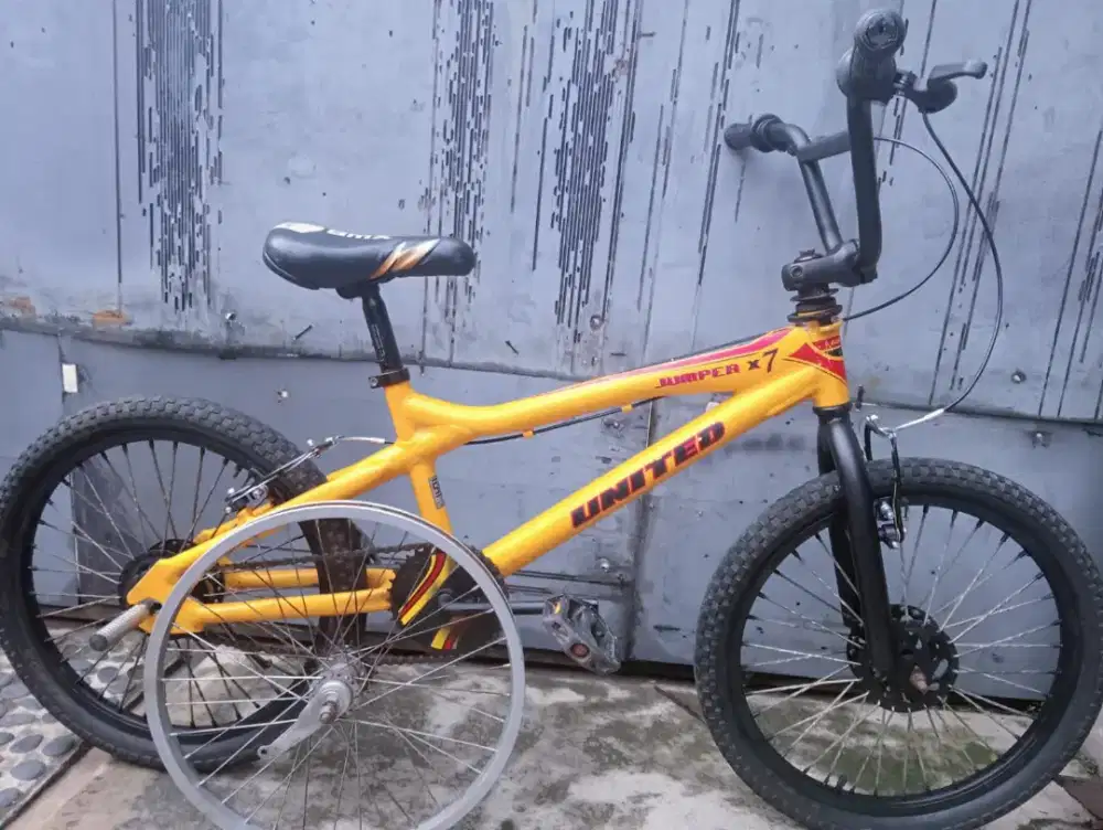 United jumper x7 Aloy UK 20 ma pelek torpedo aloy