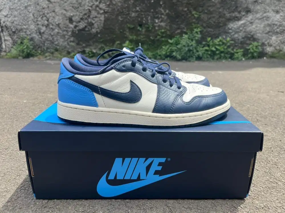 Sepatu Nike Air Jordan 1 Low Obsidian Blue