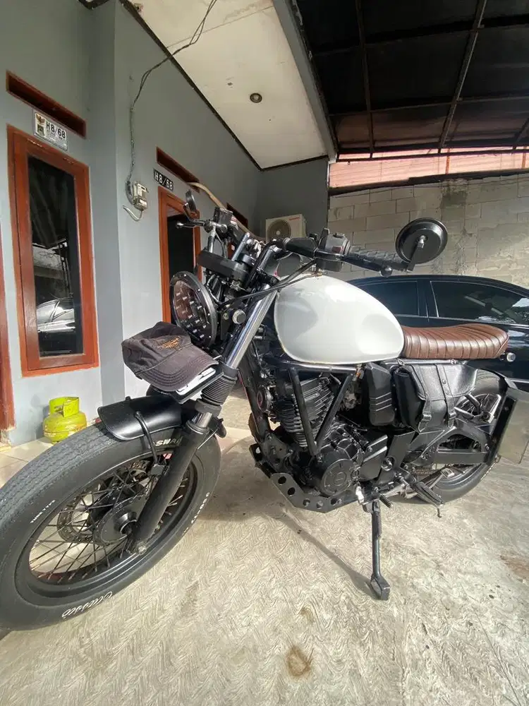 Motor Custom Basic Byson