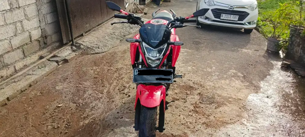 Jual CB150R motor pribadi terawat