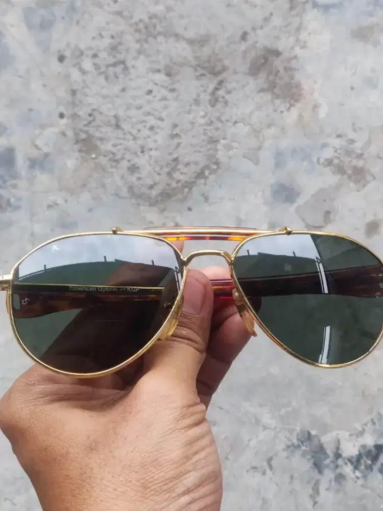 Sale kacamata American Optical