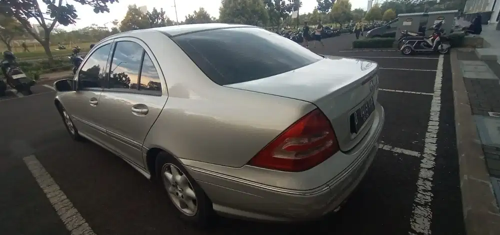 Mercedes-Benz C180 2001 Bensin