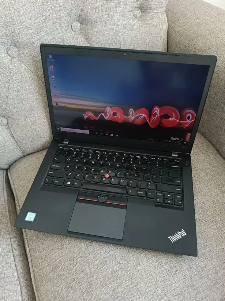 Lenovo Thinkpad Core i7 RAM 8GB SSD 256 Mulus Slim