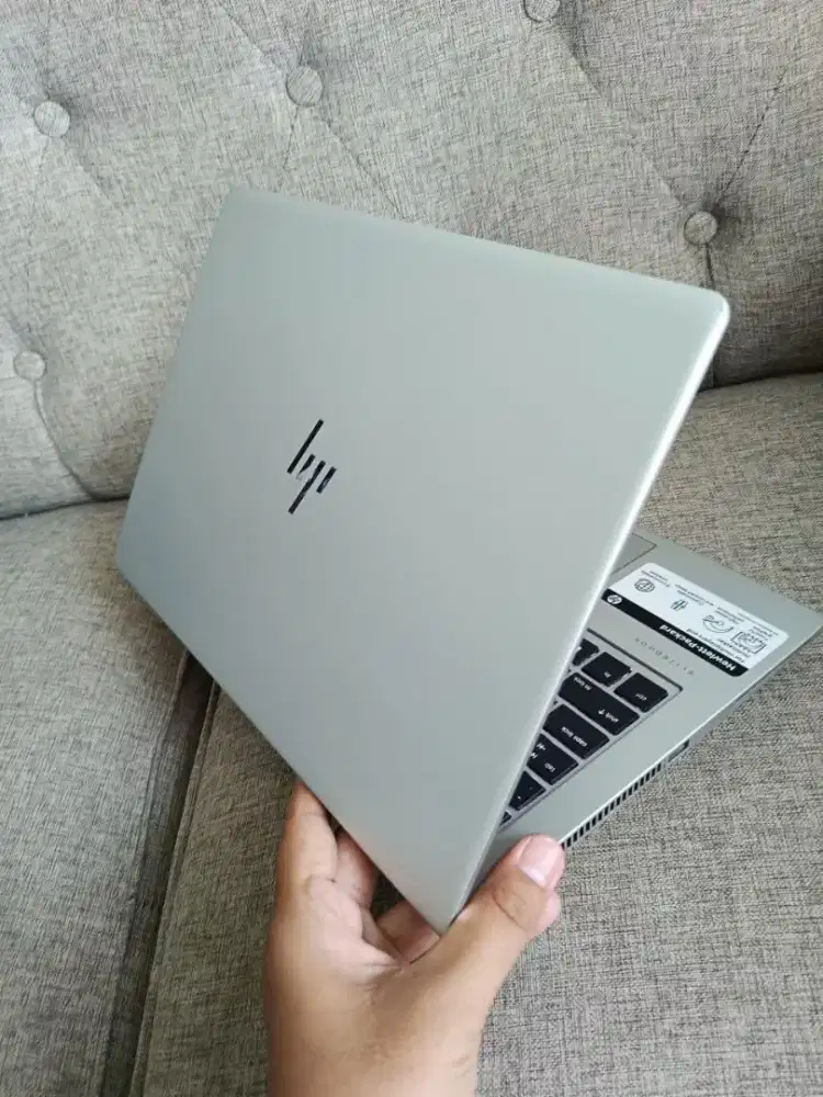 Laptop HP Elitebook Ryzen 5 Pro RAM 8GB SSD VGA Radeon Vega 8