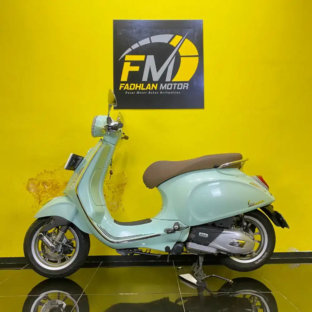 Cash Kredit DP Ringan Piaggio Vespa Primavera ABS Full Orisinil