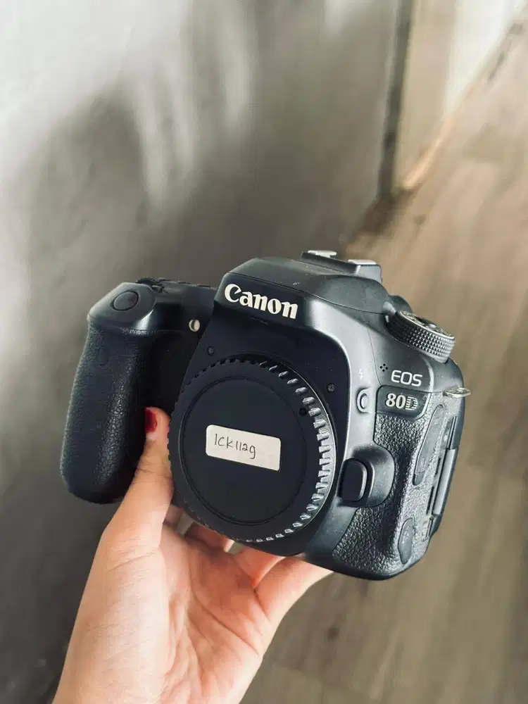 KAMERA CANON 80D BODY ONLY